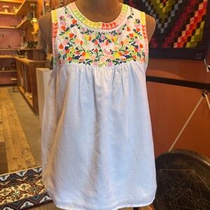 J Crew Size 4 Linen Cotton Floral Embroidered White sleevelesss Top